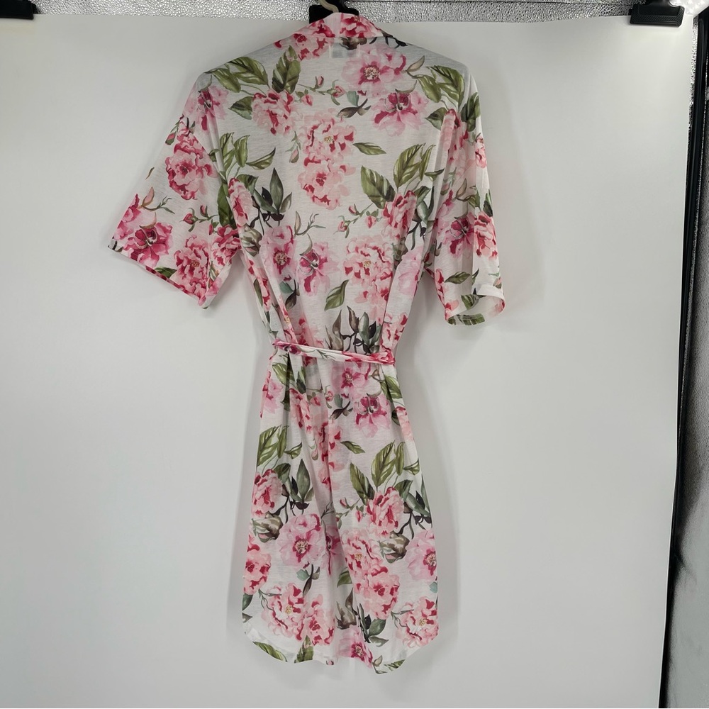 Show Me Your Mumu Brie Robe Gardens Of Blooms Pink One Size OS - Picture 9 of 12